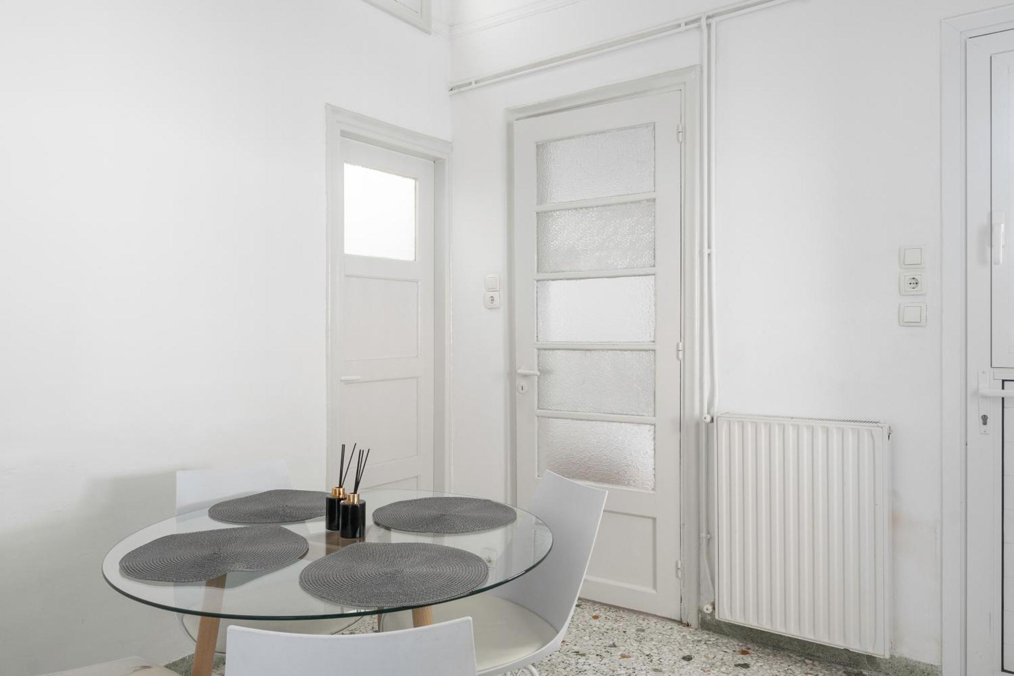 아테네 Detached House 1Km From Acropolis Filopappou 빌라 외부 사진
