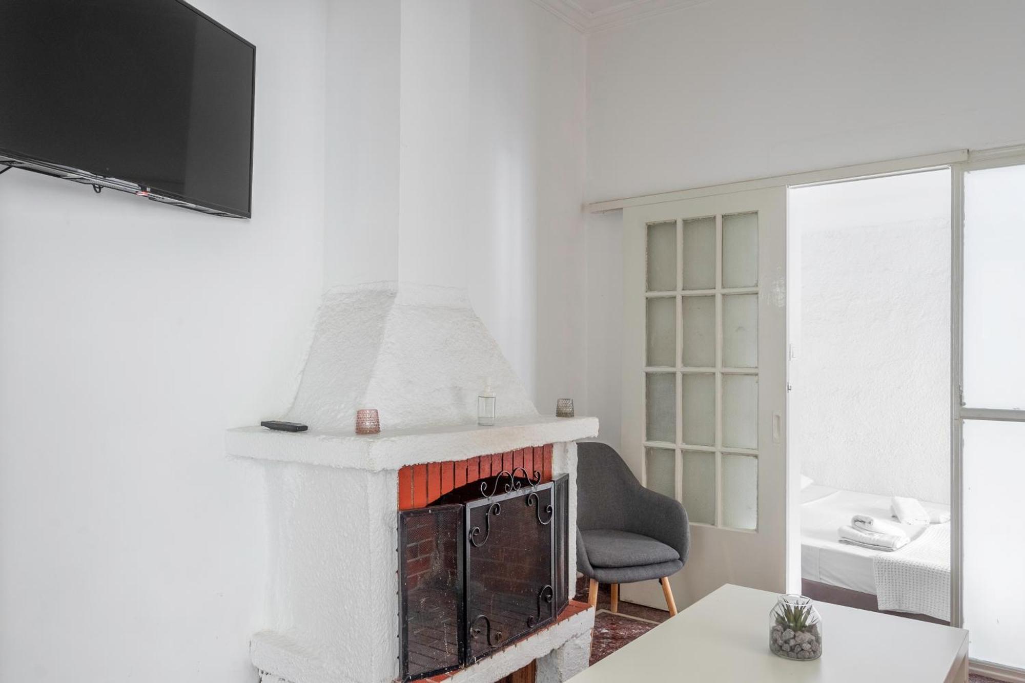 아테네 Detached House 1Km From Acropolis Filopappou 빌라 외부 사진